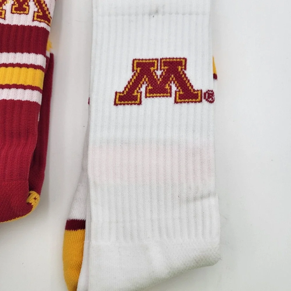 2 Pair Minnesota Gophers Strideline Knit Crew Socks M/L Mens 8-12 Women 9.5-13.5